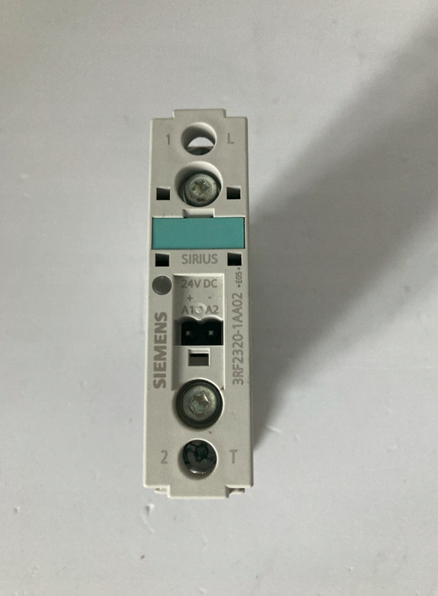 Siemens 3RF2320-1AA02 20A 24-230V SSC ZRO SCRW 24VDC COIL — Contactors & Relays